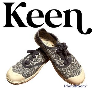 6 Keen sneaker